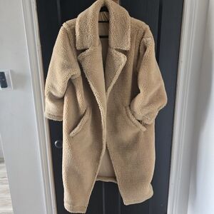 Alo Oversized Sherpa Trench Coat Camel
